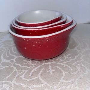 Sleigh bell measuring cups